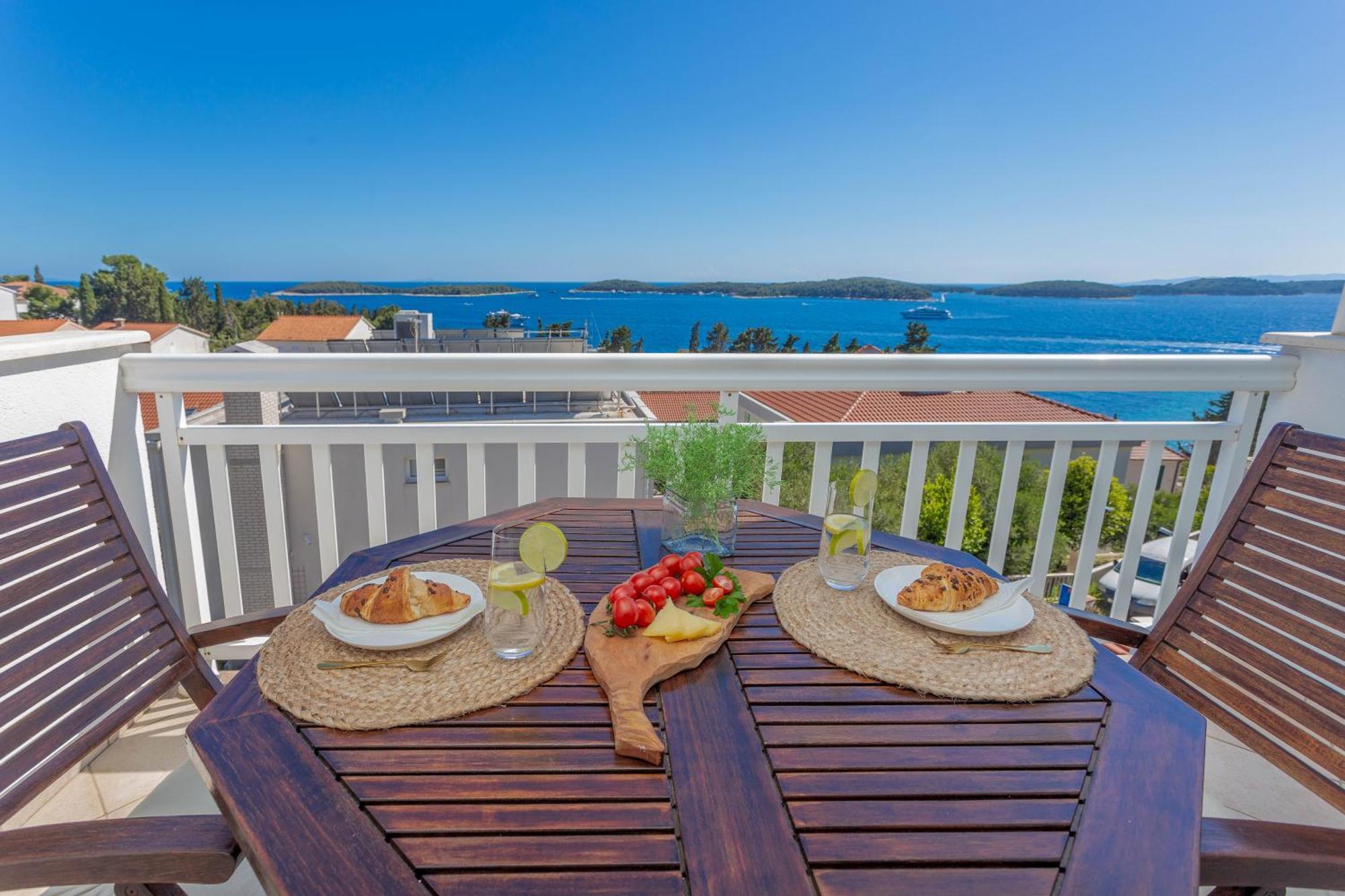 Tia Hvar Top View Apartment Hvar Town Exteriör bild