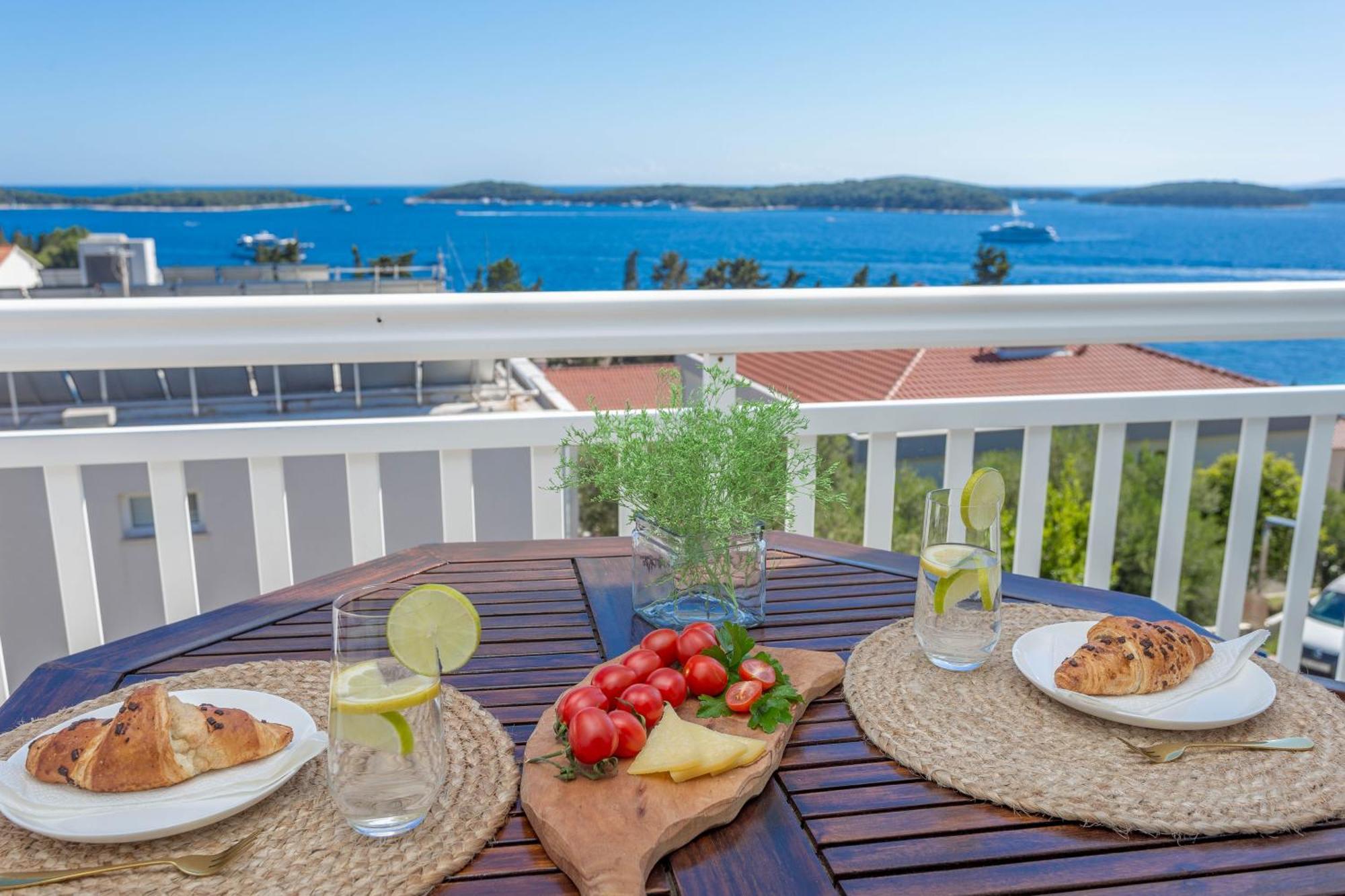 Tia Hvar Top View Apartment Hvar Town Exteriör bild