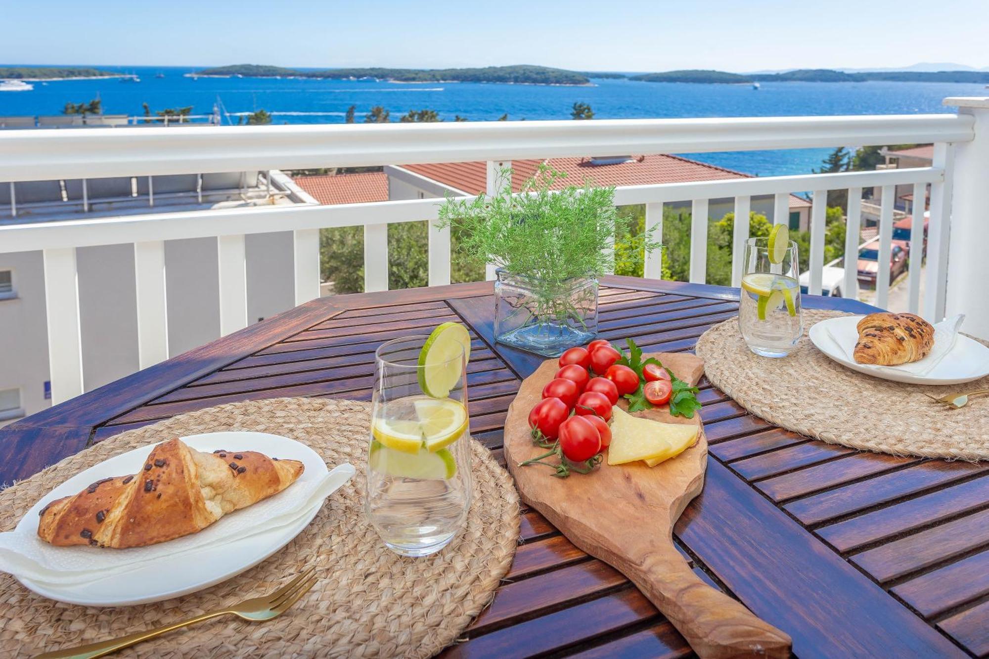 Tia Hvar Top View Apartment Hvar Town Exteriör bild